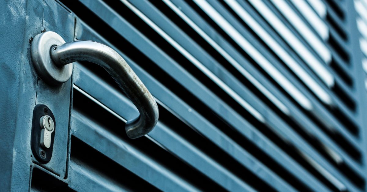 Locked Out in Paradise? What to Do Before You Call a Locksmith — Paradise Locksmiths NV