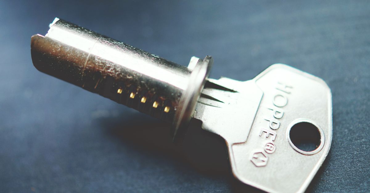 Should You Rekey or Replace Your Locks After Moving In? — Paradise Locksmiths NV